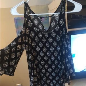 Cold shoulder top